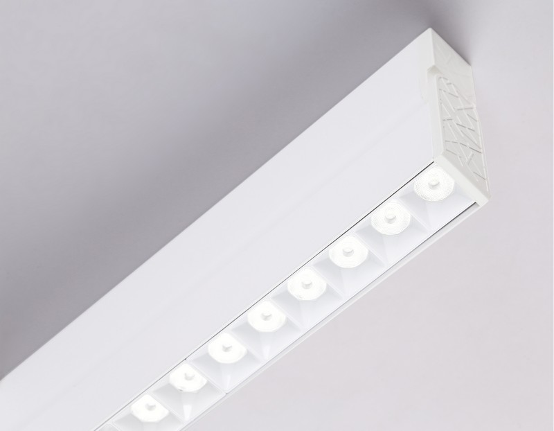 Настенно-потолочный светодиодный светильник Ambrella Light TA1825 Настенно-потолочный светодиодный светильник Ambrella Light TA1825