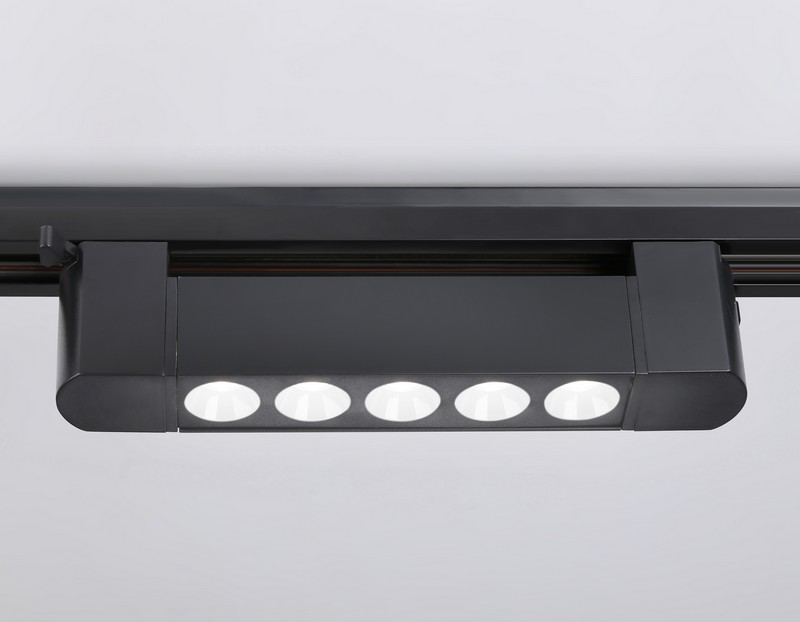 Трековый однофазный светодиодный светильник Ambrella Light GL6703 Трековый однофазный светодиодный светильник Ambrella Light GL6703