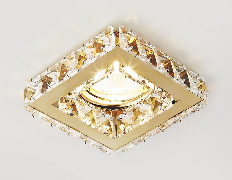 Встраиваемый точечный светильник MR16 с хрусталем Ambrella Light K110 CL/G Встраиваемый точечный светильник MR16 с хрусталем Ambrella Light K110 CL/G
