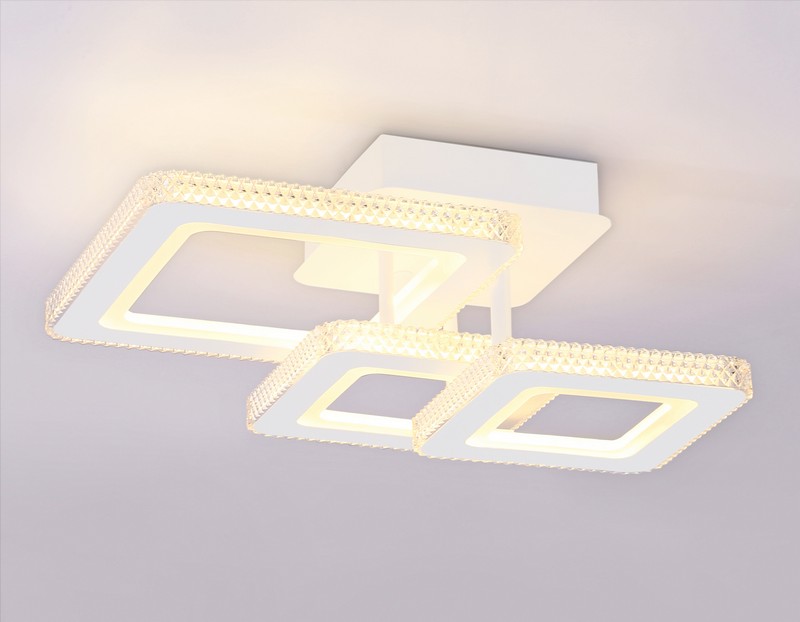 Потолочный светодиодный светильник с пультом Ambrella Light FA8877