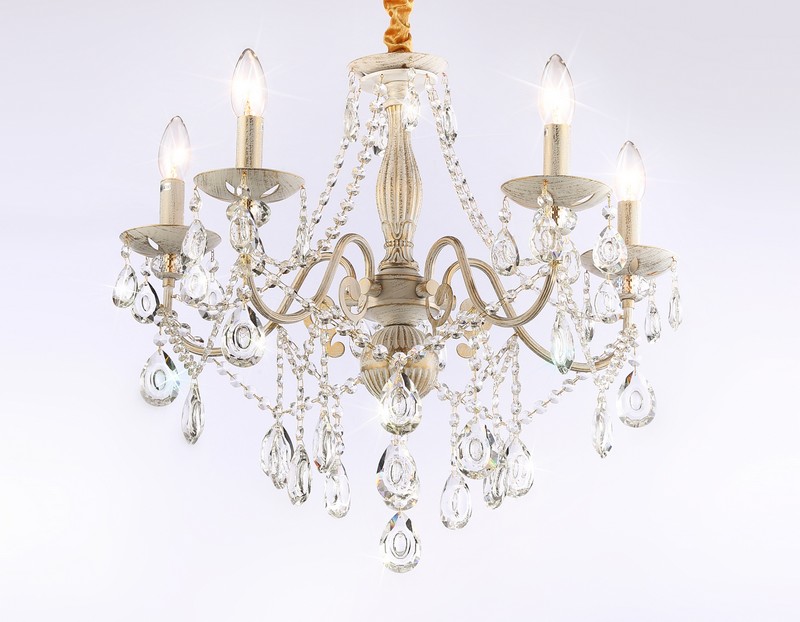 Классическая подвесная люстра с хрусталем Ambrella Light TR4944 Классическая подвесная люстра с хрусталем Ambrella Light TR4944