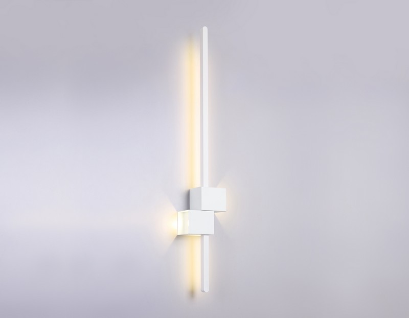 Настенный светодиодный светильник Ambrella Light FL5212 Настенный светодиодный светильник Ambrella Light FL5212