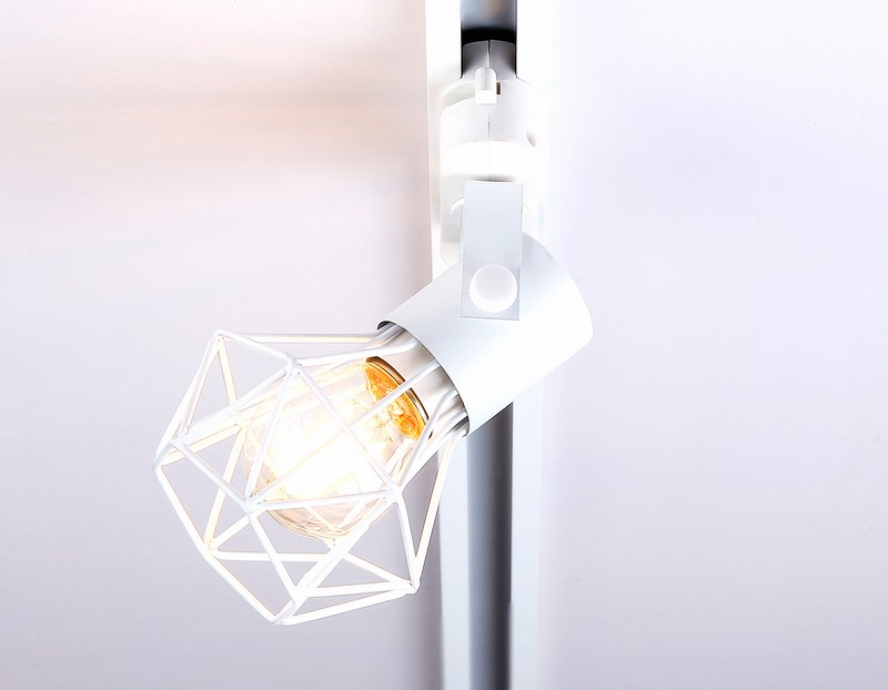 Трековый однофазный светильник со сменной лампой Ambrella Light GL5001 Трековый однофазный светильник со сменной лампой Ambrella Light GL5001