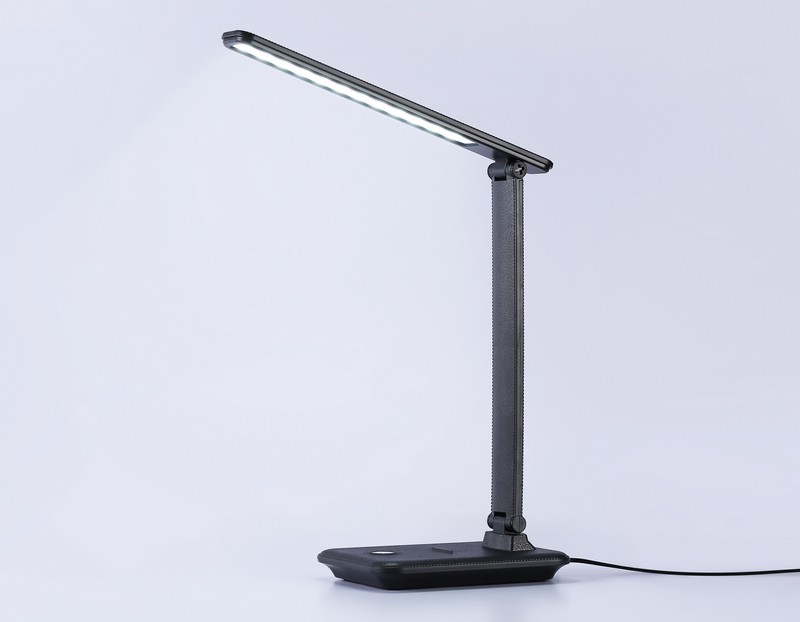 Светодиодная настольная лампа с диммером Ambrella Light DE503 Светодиодная настольная лампа с диммером Ambrella Light DE503