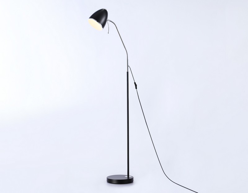 Светильник напольный с выключателем на проводе Ambrella Light TR97681