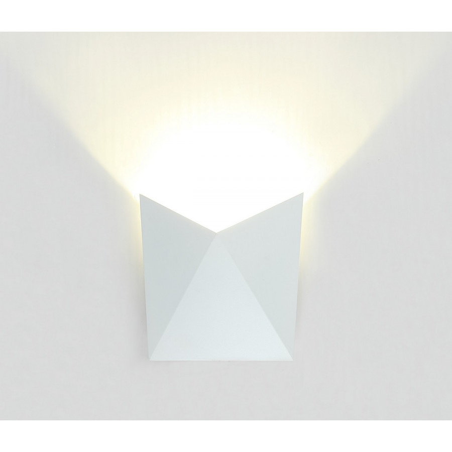 Светильник настенный LED 7W 4000K Белый 220V IP54 IL.0014.0010 WH IMEX