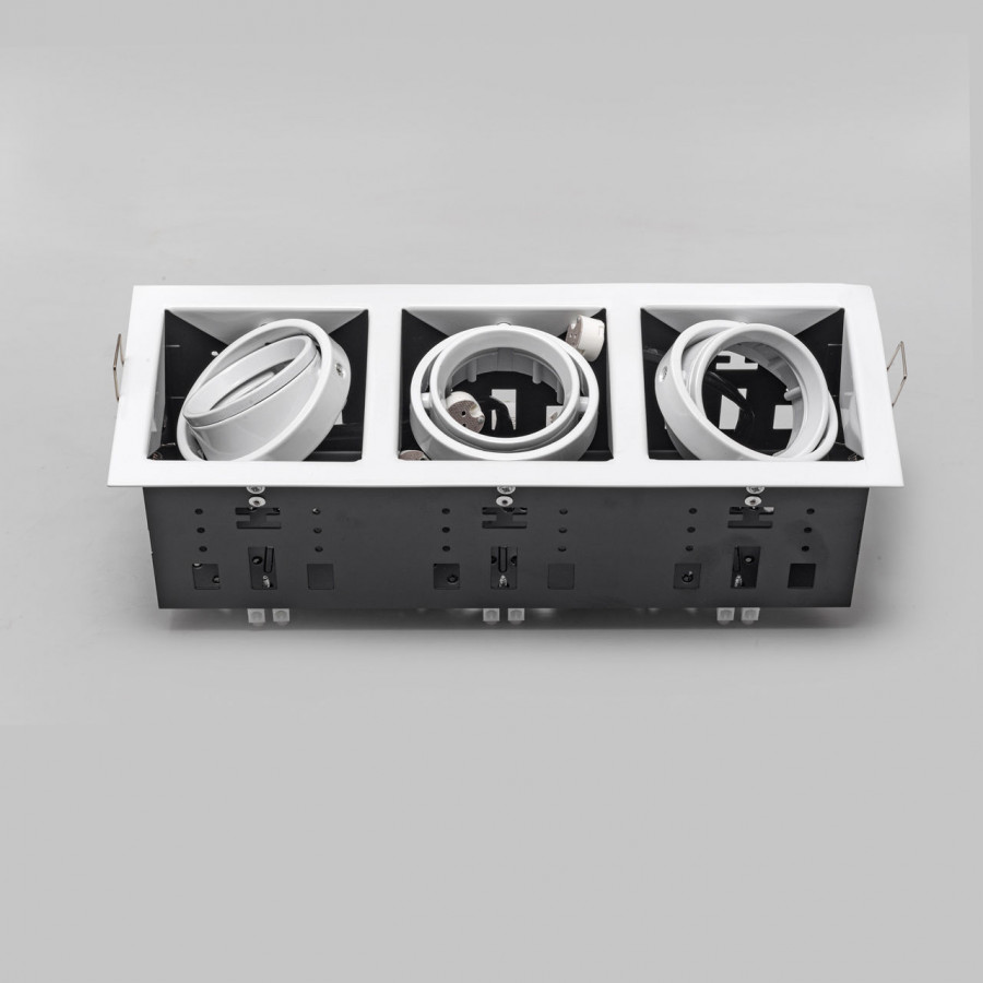 Светильник карданный MR16, 3*50W встраиваемый, GU5.3 WH IL.0006.1003 IMEX
