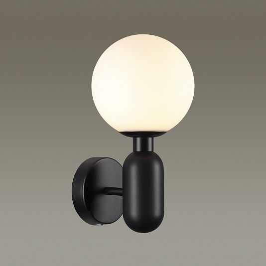 Настенный светильник ODEON LIGHT OKIA 4668/1W