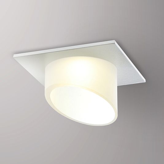 Светильник встраиваемый NOVOTECH LIRIO 370899 Светильник встраиваемый NOVOTECH LIRIO 370899
