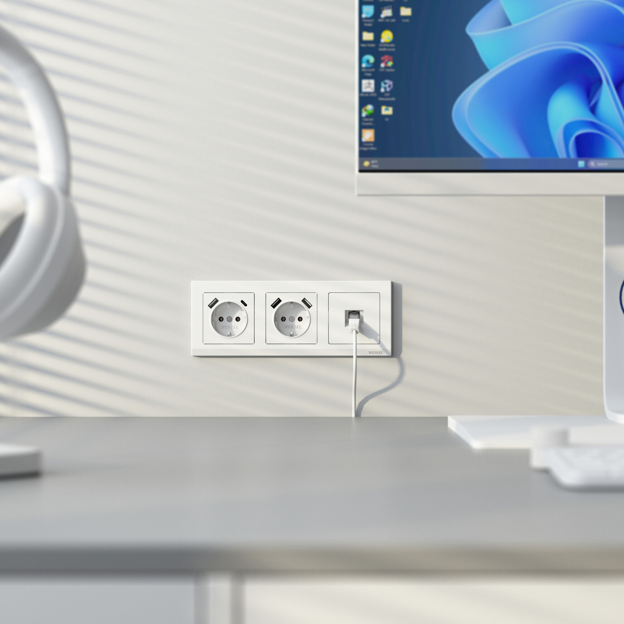 Розетка с заземлением, шторками и USB тип A+C (белый матовый) W1171761 Werkel Розетка с заземлением, шторками и USB тип A+C (белый матовый) W1171761 Werkel